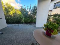 Ogród w obiekcie Joli Appartement vue montagne, cosy avec jardin