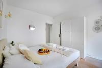 Posteľ alebo postele v izbe v ubytovaní Elegant apartment - 2BR-6P - Tour Eiffel