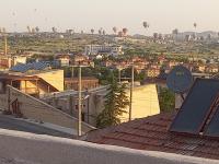 Nespecifikovaný výhled na destinaci Ürgüp nebo výhled na město při pohledu z apartmánu