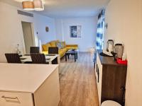 Kuchnia lub aneks kuchenny w obiekcie Cozy apartment with a fantastic sea view