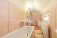 Koupelna v ubytování Apartmány Petra
