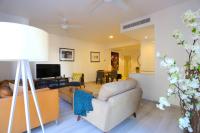 A seating area at SOUL Malaga City Apartment