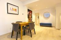 A seating area at SOUL Malaga City Apartment