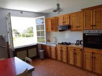 Kuchyňa alebo kuchynka v ubytovaní Maison bord de mer