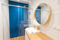 Kúpeľňa v ubytovaní Flatbook - City Center SPA Apartments Toruńska