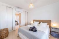 A bed or beds in a room at Villa Samui
