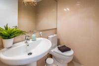 A bathroom at Villa Samui