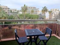Balkón alebo terasa v ubytovaní Appartement 2 pièces meublés à Juan Les Pins