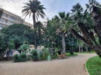 Vonkajšia záhrada v ubytovaní Appartement 2 pièces meublés à Juan Les Pins
