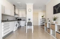 Kuchyň nebo kuchyňský kout v ubytování Home2Book Urban Stay Terrace with pool, Las Palmas