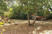Ogród w obiekcie Maison de caractère dans Luberon avec piscine