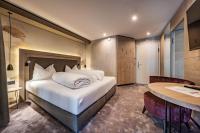 Posteľ alebo postele v izbe v ubytovaní Hotel Gasthof Brücke