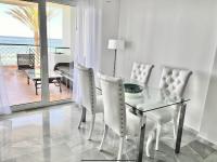 Posedenie v ubytovaní MI CAPRICHO 172 Beachfront Apartment