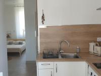 Kuchnia lub aneks kuchenny w obiekcie Studio neuf atypique centre ville Palavas vue mer