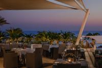 Uma vista do mar geral ou uma vista do mar a partir do hotel