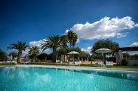 Bazén v ubytovaní Cambiocavallo Resort alebo v jeho blízkosti