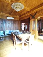 Posezení v ubytování Thai traditional wooden house