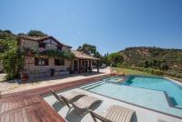 The swimming pool at or close to Wild Oak Estate - Stunning Views at a Dreamy Location, by ZanteWize