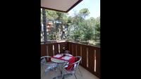 A balcony or terrace at Nice flat with terrace in a great spot - Beahost