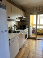 A kitchen or kitchenette at Piso Los Angeles - 1ra Linea de Playa