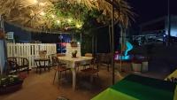 Patio lub wspólna przestrzeń na świeżym powietrzu w obiekcie Casavacanze Villa MASHALLAH