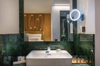 Dimargio Luxury Hotel & Spaにあるバスルーム