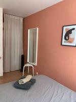 Posteľ alebo postele v izbe v ubytovaní Rare Appart 2 chambres en duplex design au Panier