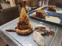 Mad på hotellet eller i nærheden