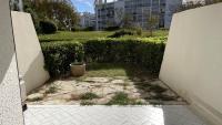 Vonkajšia záhrada v ubytovaní Charmant appartement classé et son jardin à 2 pas de la plage - AC Fibre Parking