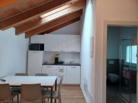 Superior Beach Aparthotelにあるキッチンまたは簡易キッチン