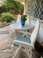 Plán poschodí v ubytovaní Beach Front Garden Studio in Voula No 2
