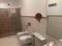 A bathroom at Le Stanze Del Vicerè Boutique Hotel