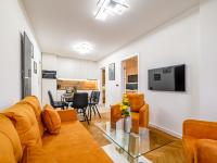 Televízia a/alebo spoločenská miestnosť v ubytovaní VisitZakopane- Sekwoja Apartment