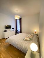 Una cama o camas en una habitaci&oacute;n de Cannes quartier Banane 3P 6 couchages