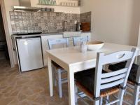 A kitchen or kitchenette at Appartement Villa Pasithea