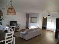 Telewizja i/lub zestaw kina domowego w obiekcie FLC - 3 Bedrooms -Max 10 guests - Gare St Charles 1,5km Hyper Center