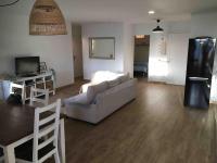 Telewizja i/lub zestaw kina domowego w obiekcie FLC - 3 Bedrooms -Max 10 guests - Gare St Charles 1,5km Hyper Center