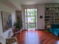 A seating area at Stanza nr 4 in appartamento incantevole in zona Solari