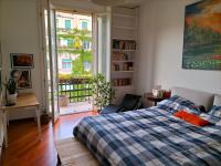 A bed or beds in a room at Stanza nr 4 in appartamento incantevole in zona Solari