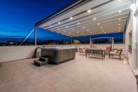 Balkón alebo terasa v ubytovaní Luxury Majpruz Suites I