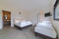 A bed or beds in a room at Agriturismo B&B Caffè e Vino