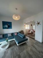 Posedenie v ubytovaní Blue Art Apartment