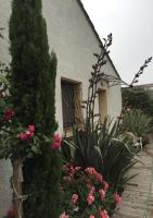 Vonkajšia záhrada v ubytovaní La Villa Vaihéré en Camargue, l'Hibiscus et le Magnolia