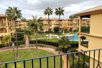 Bazén v ubytování Apartamento excelente ubicación en Novo Sancti Petri By Chiclana Dreams nebo v jeho okolí