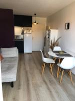 Kuchyňa alebo kuchynka v ubytovaní Appartement Sainte-Maxime