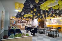 Restaurace v ubytování Hotel Luxurio - In-House Barista Cafe, Near Golden Temple Amritsar