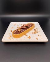 een wit bord met een chocoladedessert erop bij Mercure Orléans Centre Bords de Loire in Orléans