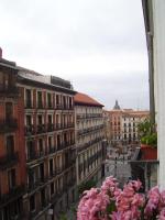 The building in which a vendégházakat is located