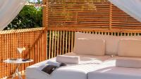 Posezení v ubytování Crowne Plaza Florya Istanbul by IHG