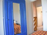 Posteľ alebo postele v izbe v ubytovaní Maison 3 pièces, piscine, parking, 6 pers - Gruissan - FR-1-229-833